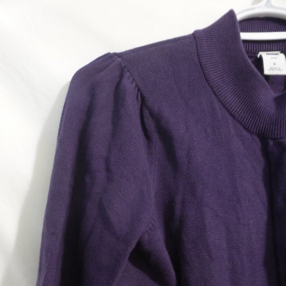 GAP, size small, purple large button front cardigan with pleated bottom, GUC - Picture 3 of 14